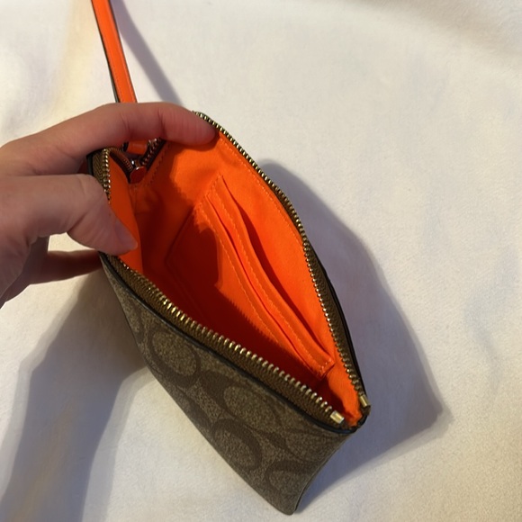 Neon orange coach wristlet - Picture 3 of 3